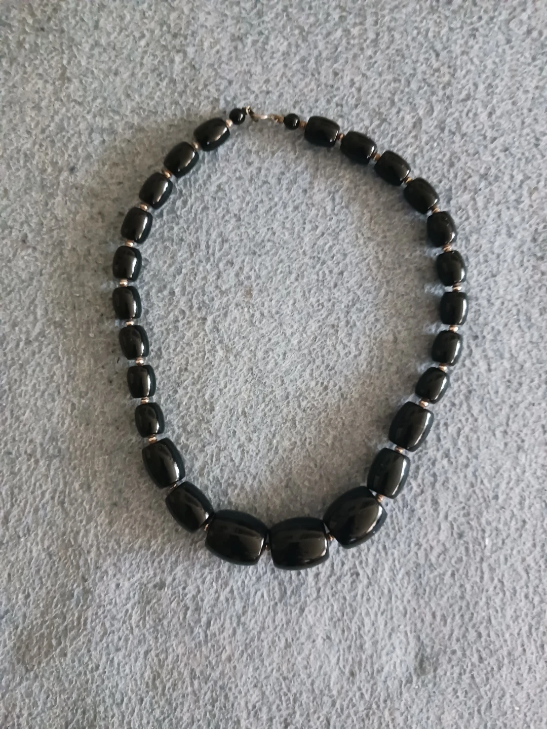 Black Beaded Necklace 16 Inch
