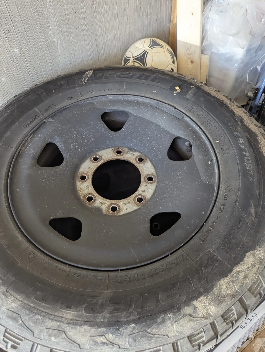 LT265/70R17 Tires For Ford Superduty - photo 2