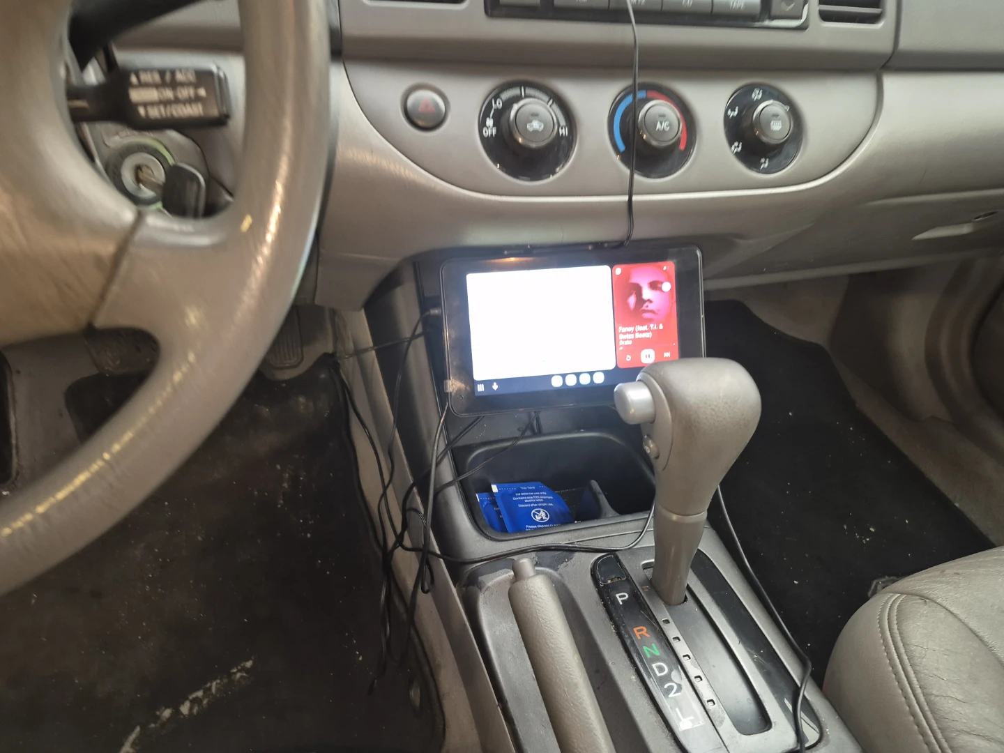 2003 Toyota Camry Aftermarket Stereo and Display - photo 2
