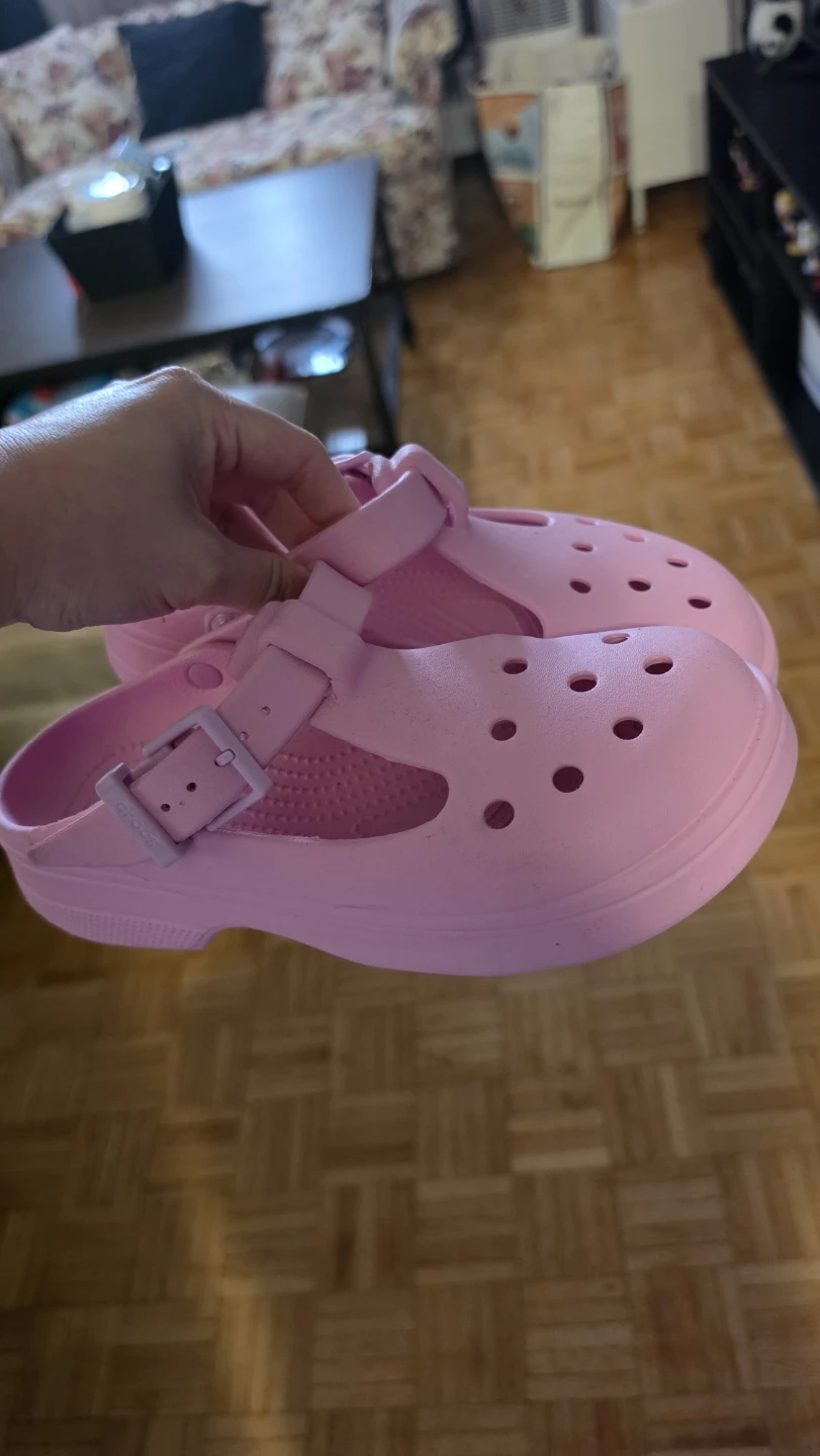 Crocs Pink Clog Sandals Size W6 M4