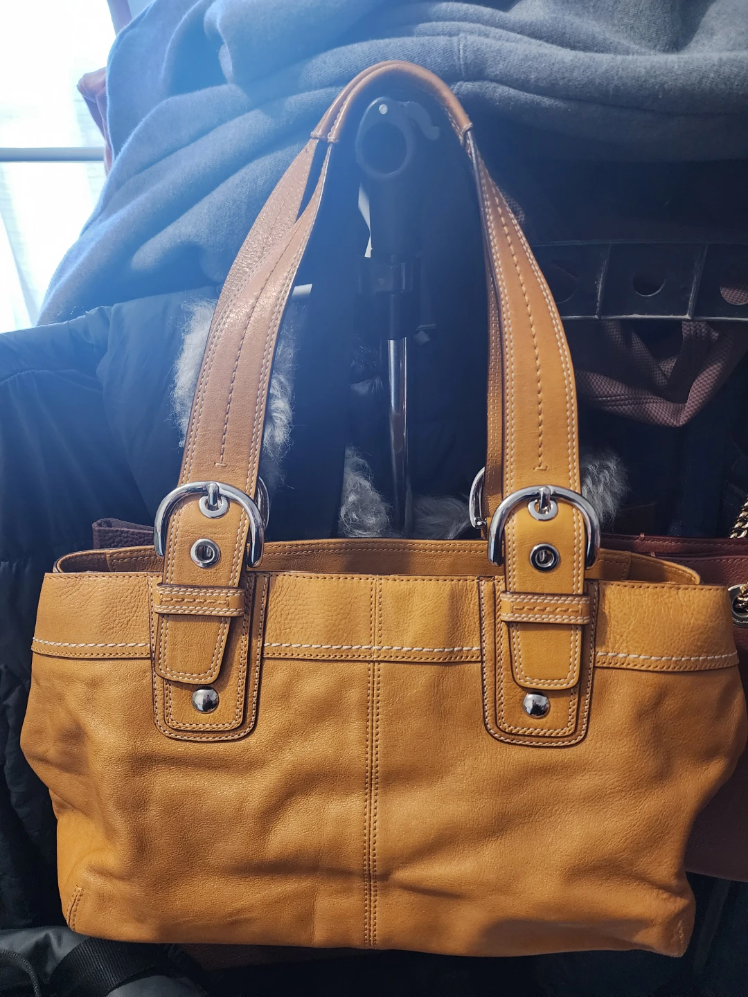 Coach Brown Leather Shoulder Bag - photo 2