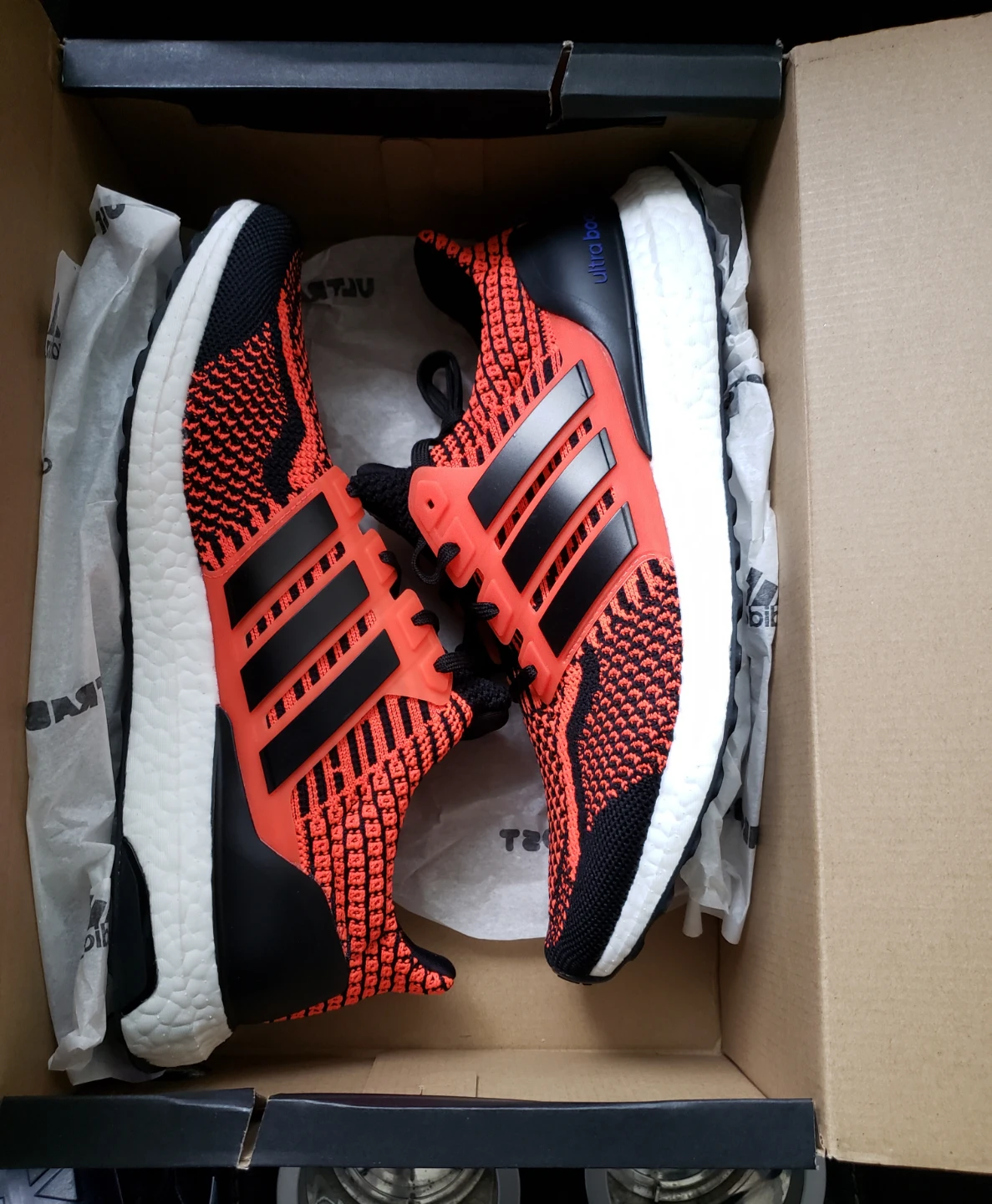 Brand new Adidas Ultraboost 5.0 DNA Running Mens Shous