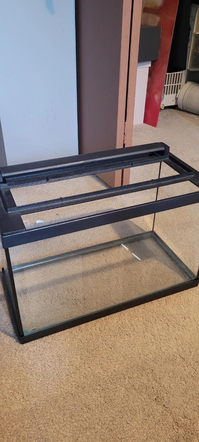 Hagen Aquarium Tank - photo 2