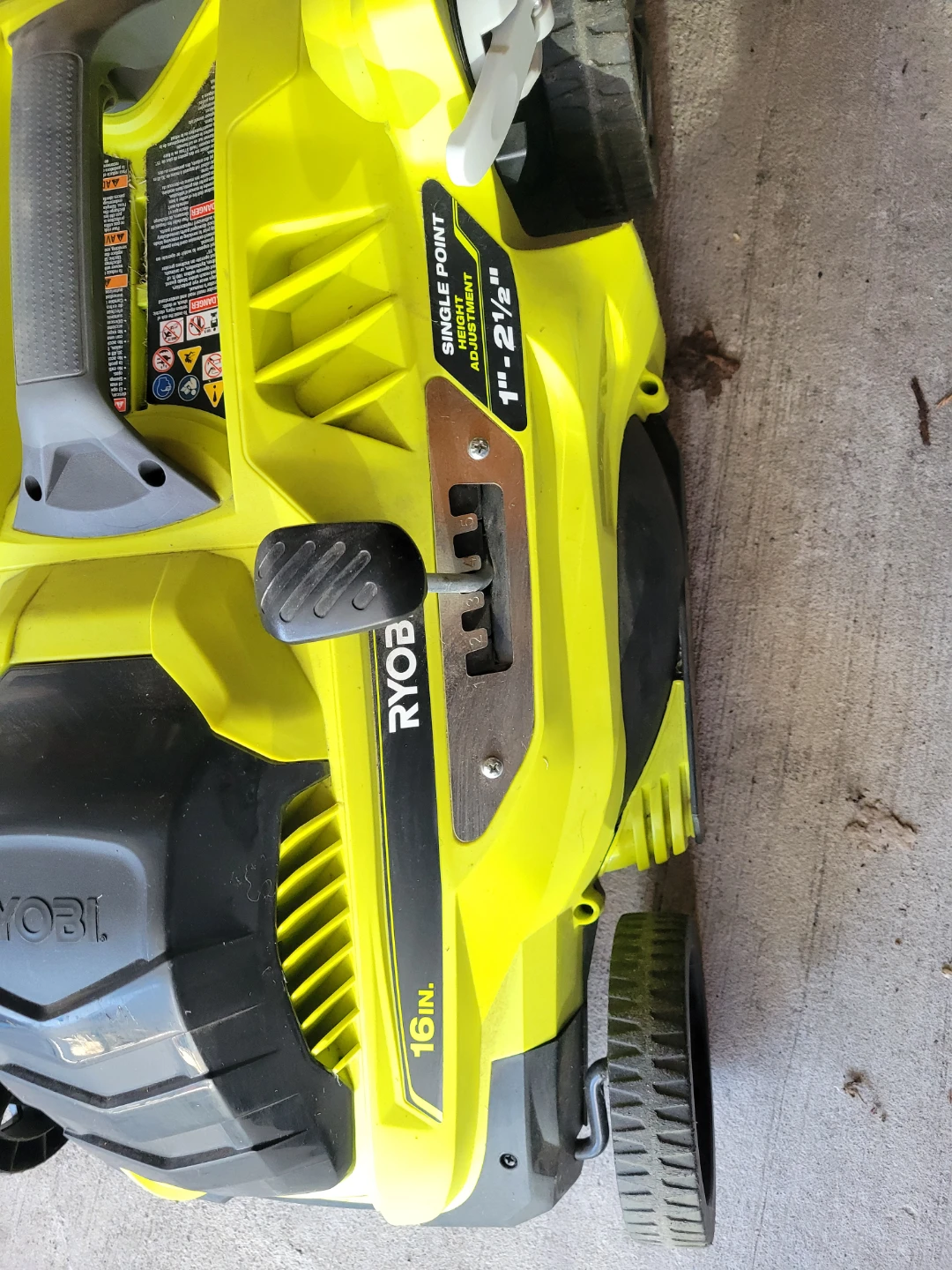 Ryobi 16-Inch Electric Lawn Mower - photo 2