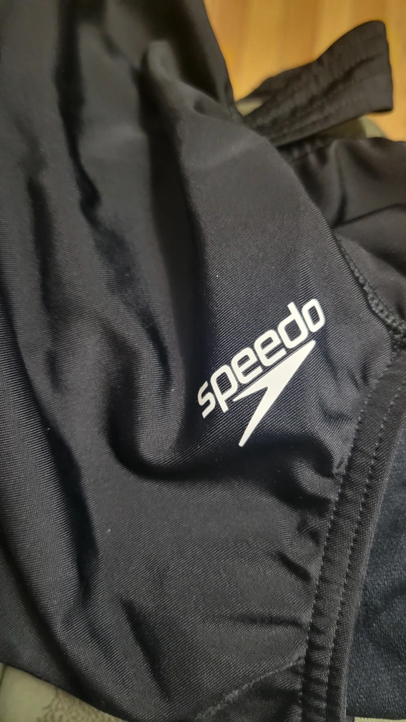 Speedo Women's Black Swimsuit Size 30 (small) - photo 3