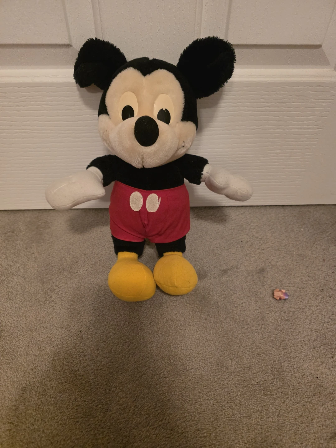 Mickey Mouse, Lion, and Duck plush toys - photo 2