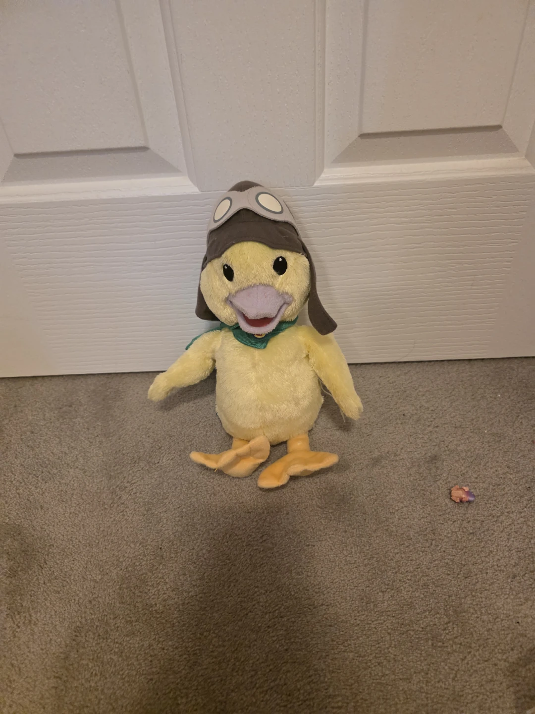 Mickey Mouse, Lion, and Duck plush toys - photo 3