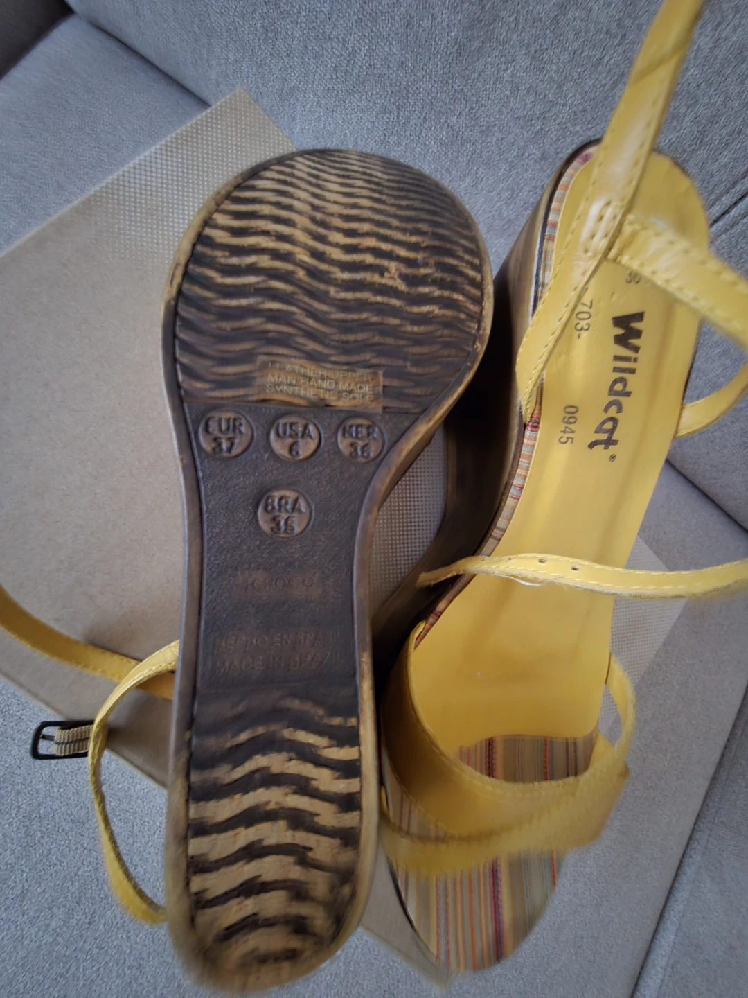 Wildcat Yellow Wedge Sandals Size 6 - photo 3