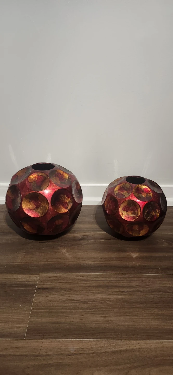 Pair of Red Decorative Spheres - photo 2