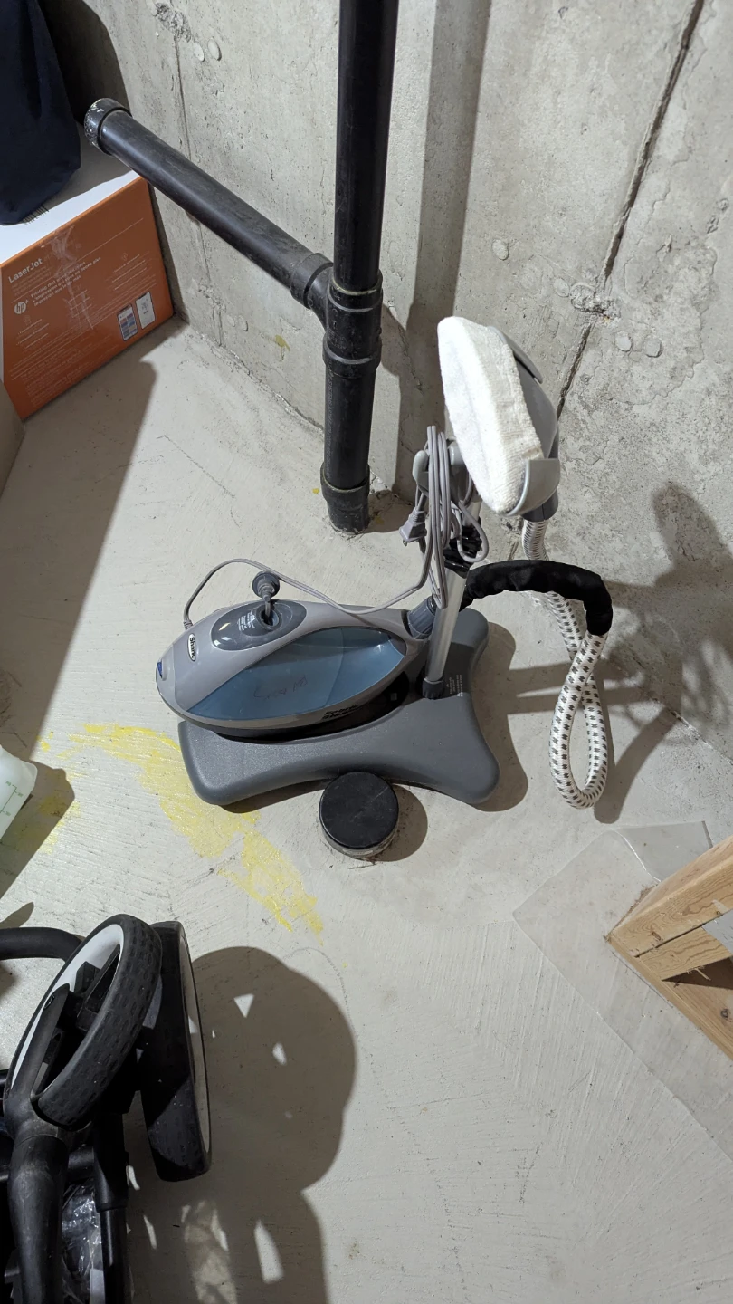 Shark Steam Iron - photo 2