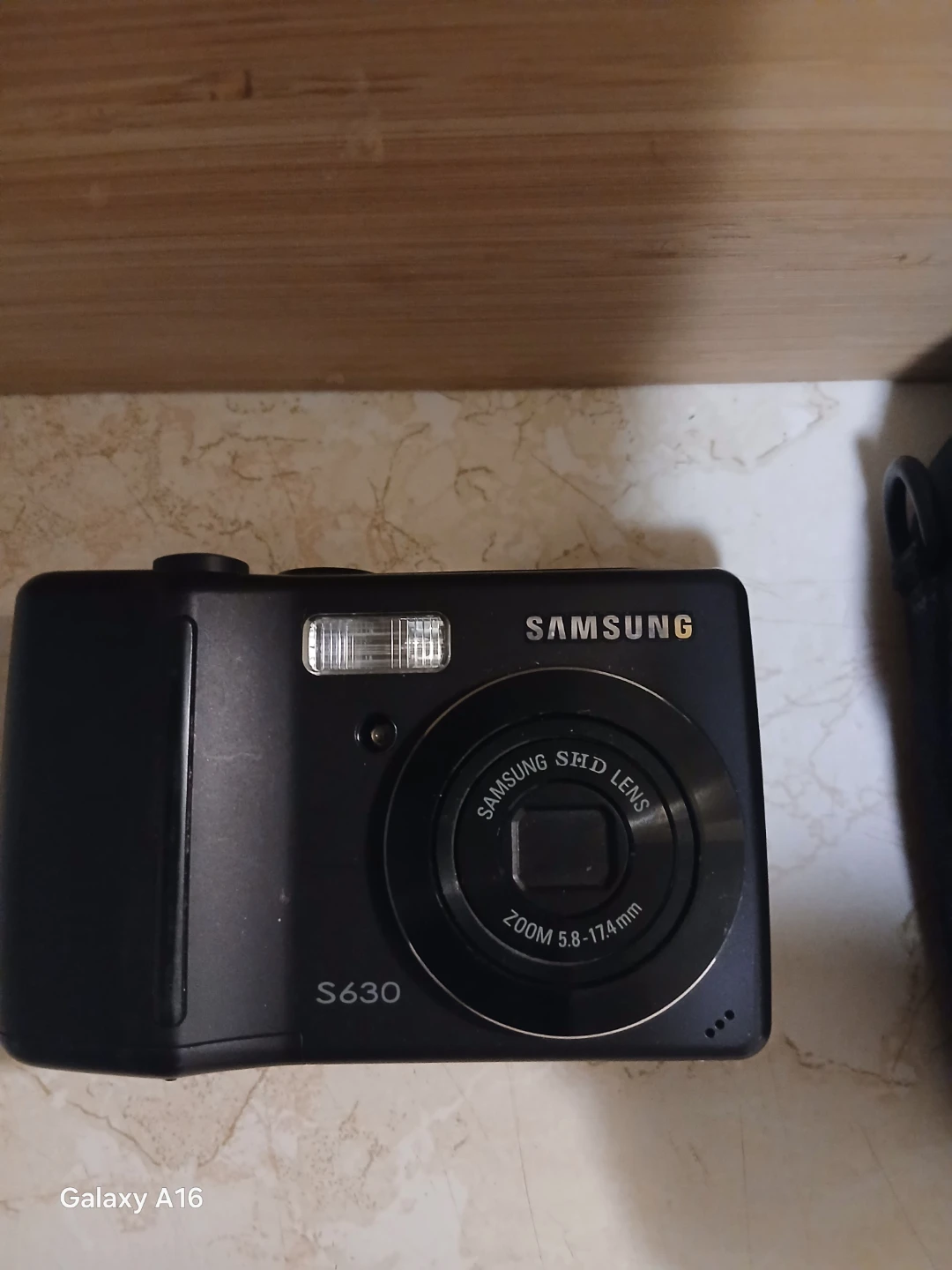 Samsung S630 Digital Camera with Lowepro Case