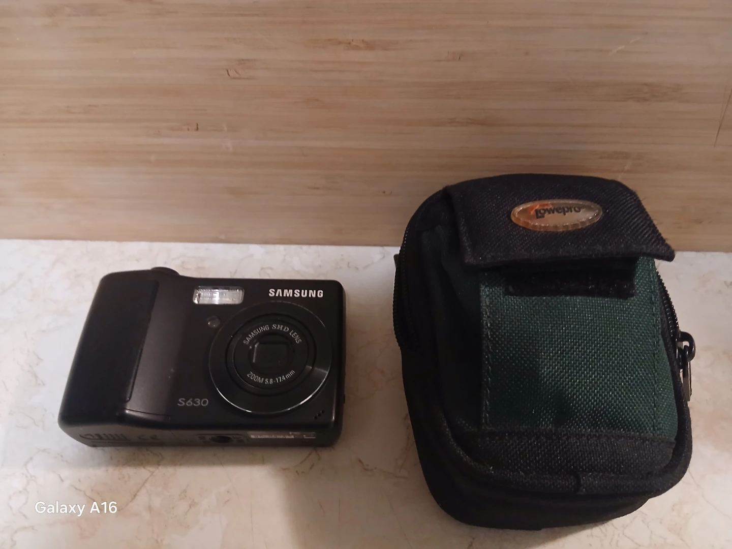 Samsung S630 Digital Camera with Lowepro Case - photo 2