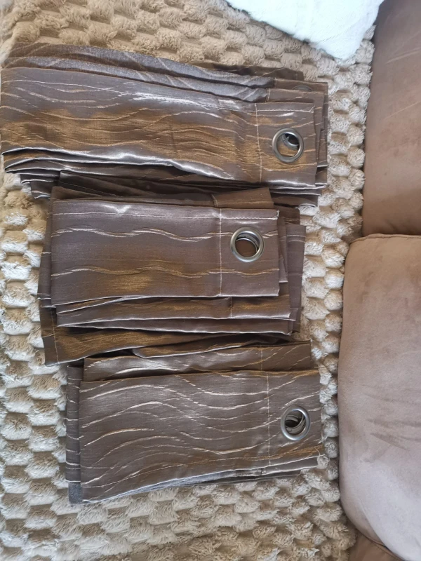 Set of 2 Eyelet Curtains
