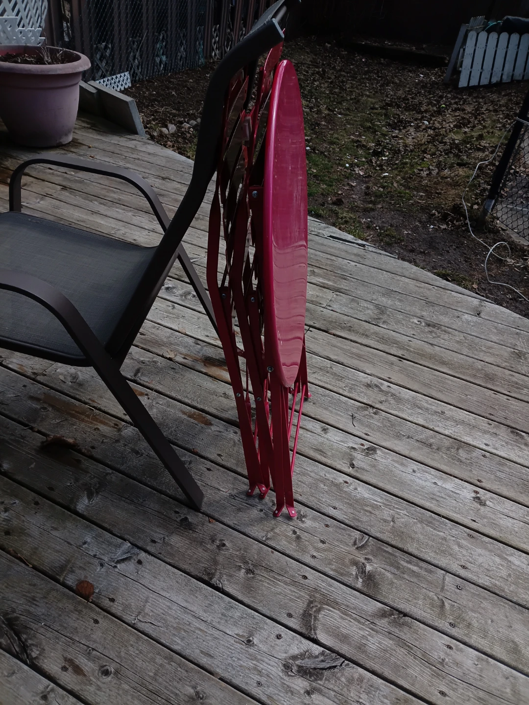 Collapsible Red Metal Bistro Set - Table and 2 Chairs - photo 4