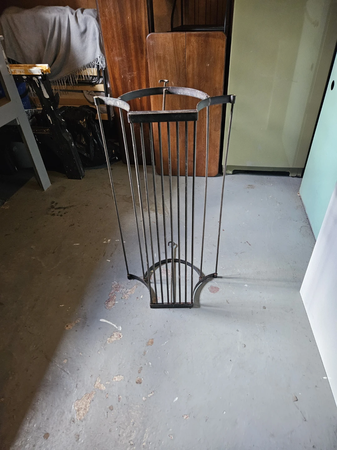 Vintage Metal Umbrella Stand - photo 3