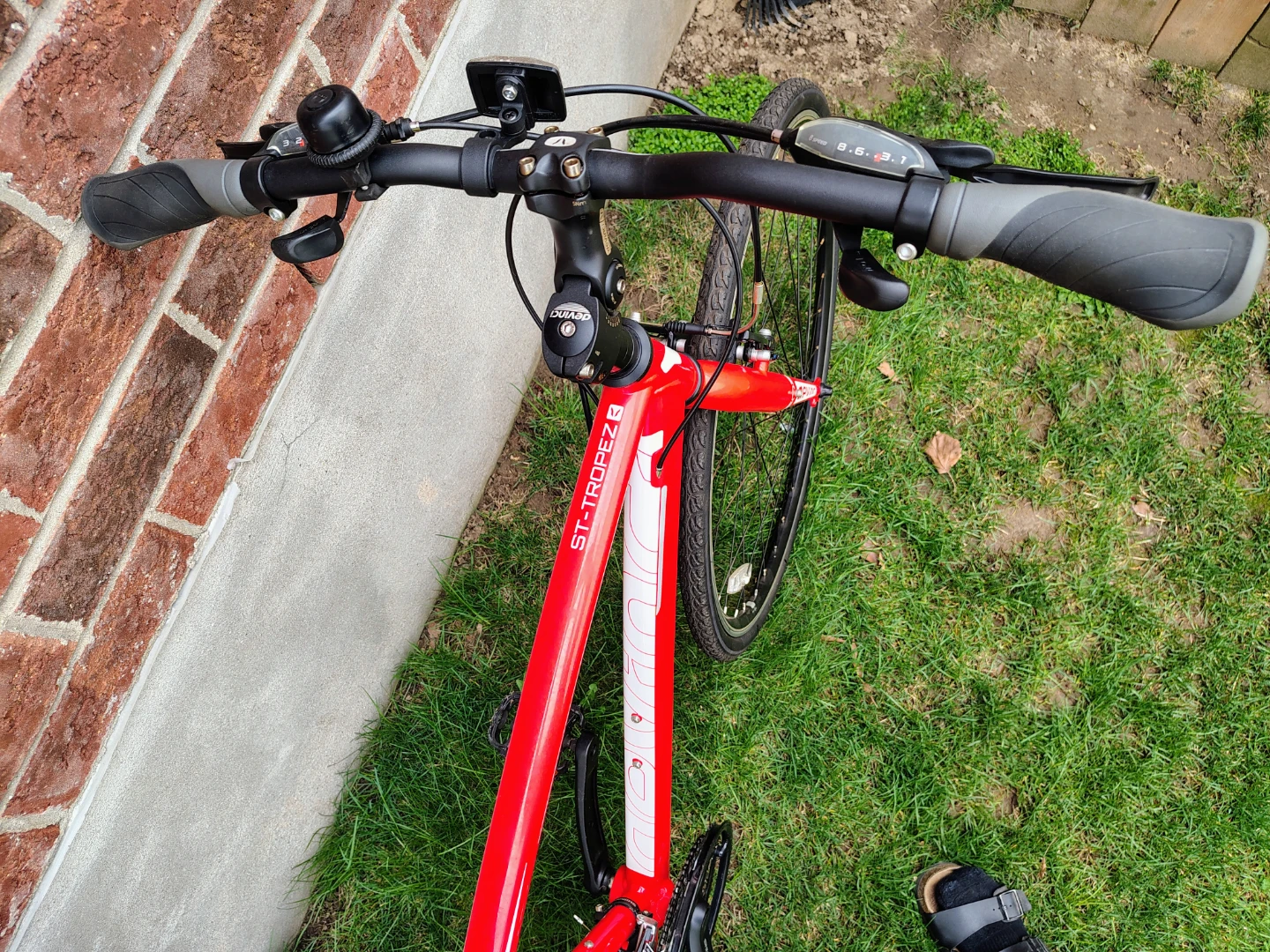 Devinci st Tropez Hybrid Bike - photo 4