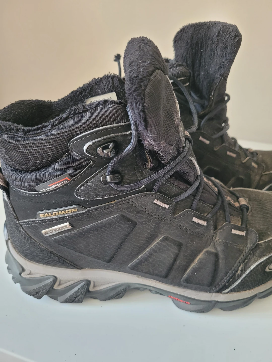 Salomon Black Insulated Winter Boots size 9 - photo 2
