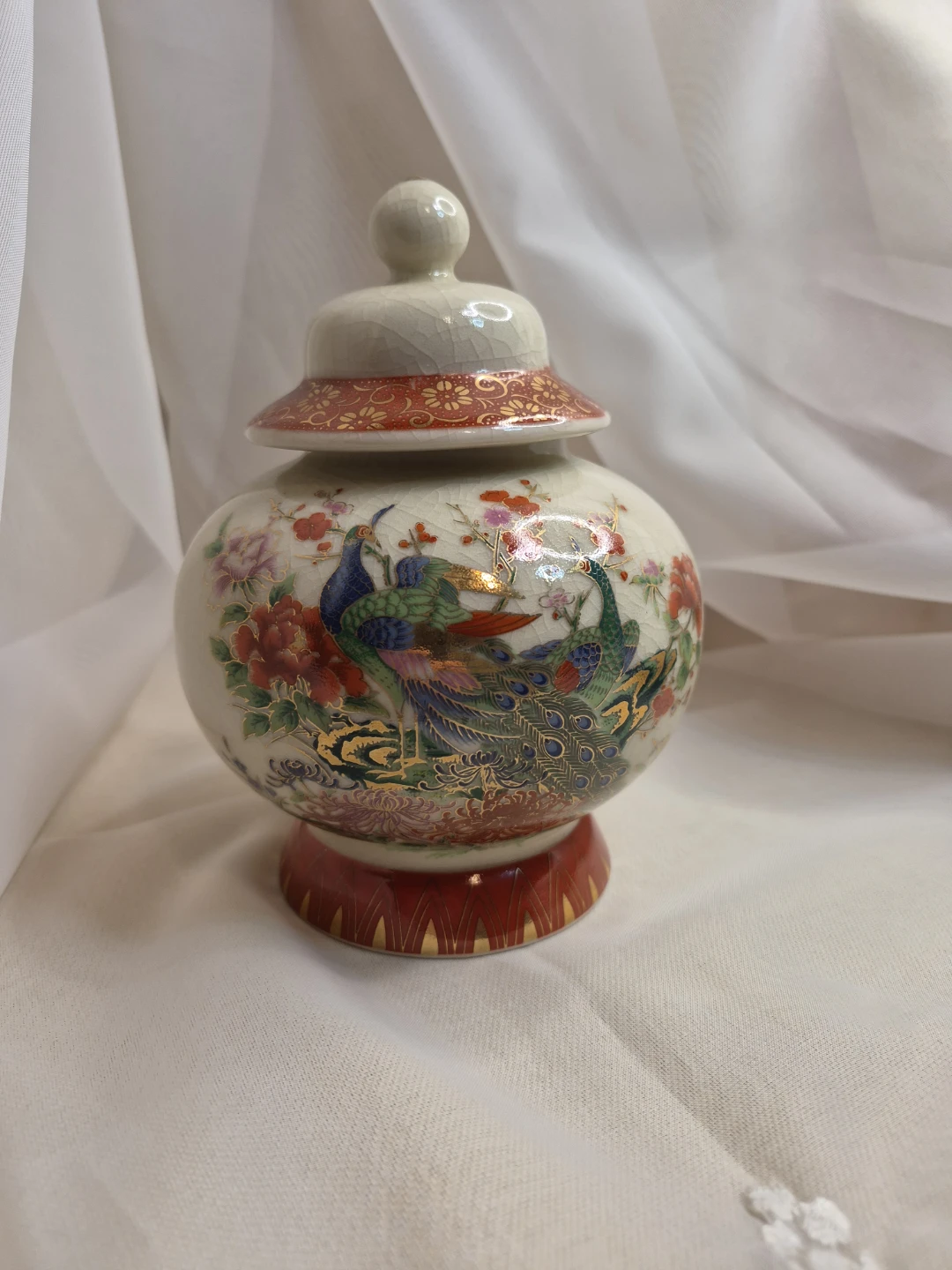 Beautiful Vintage Japanese Porcelain Ginger Jar