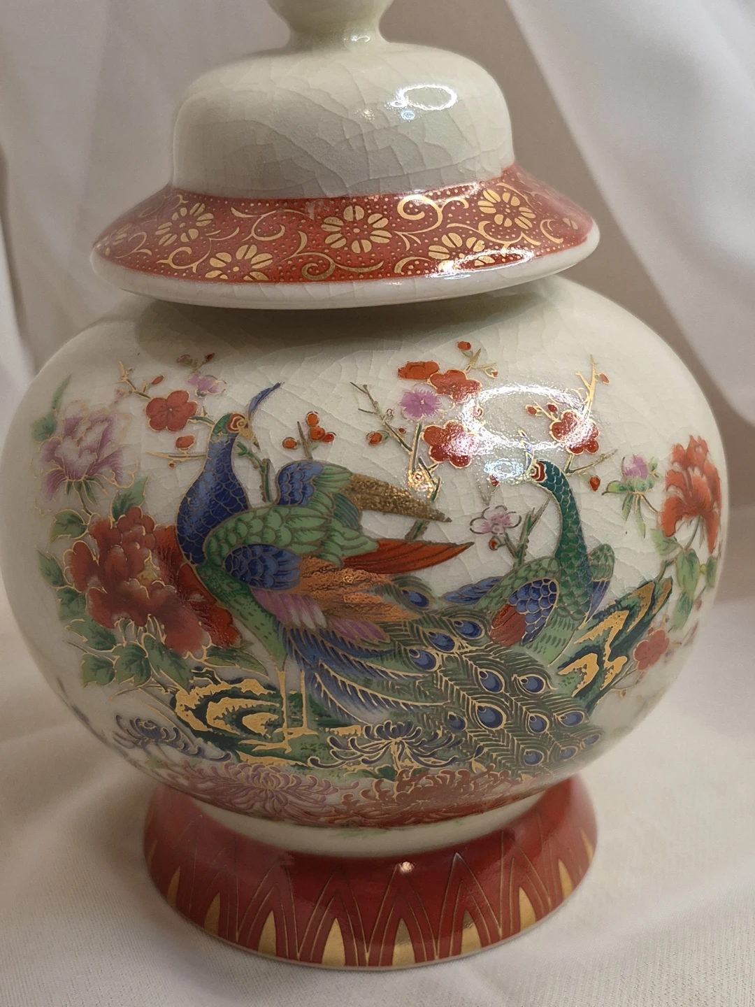 Beautiful Vintage Japanese Porcelain Ginger Jar - photo 3