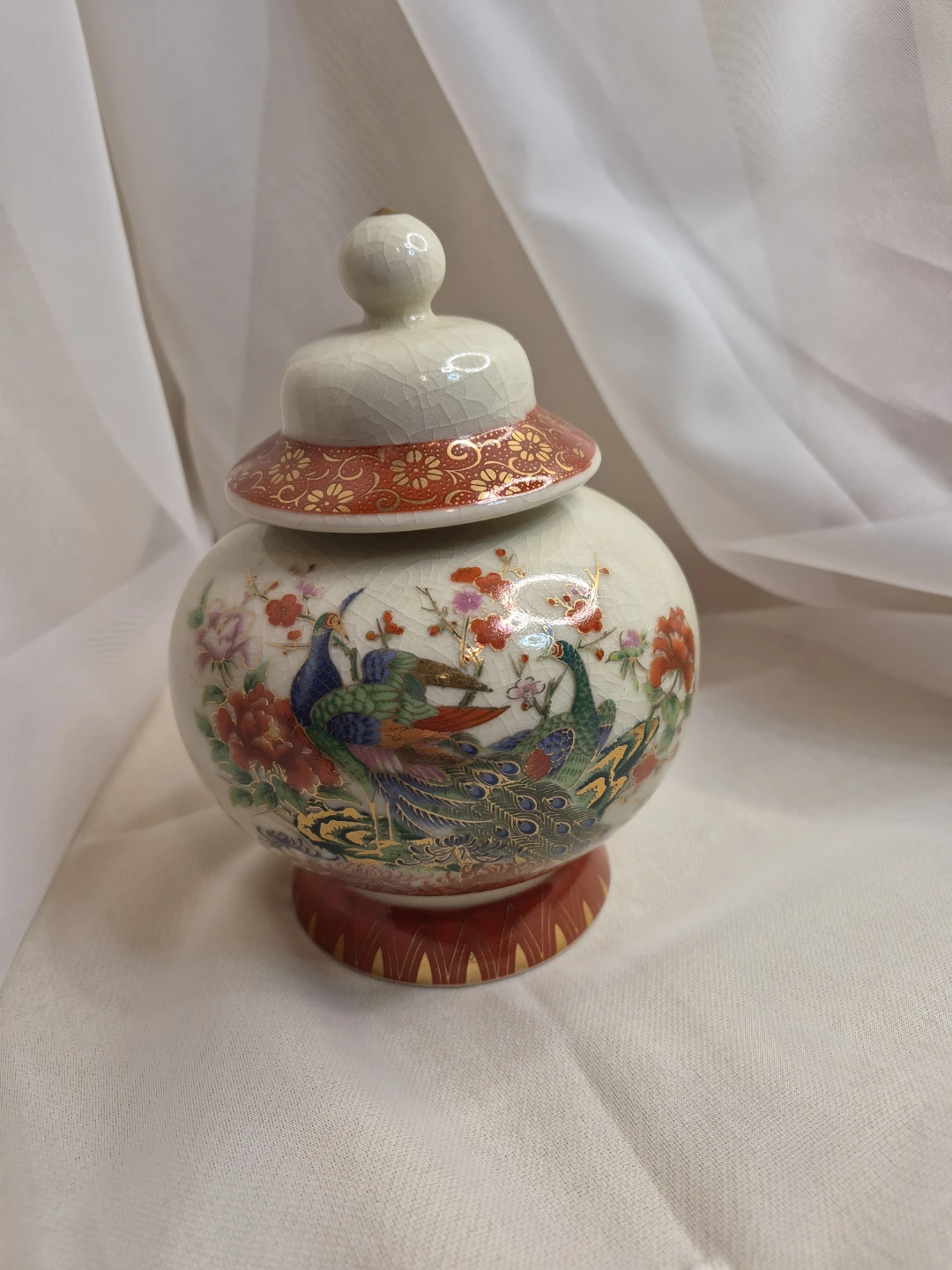 Beautiful Vintage Japanese Porcelain Ginger Jar - photo 4