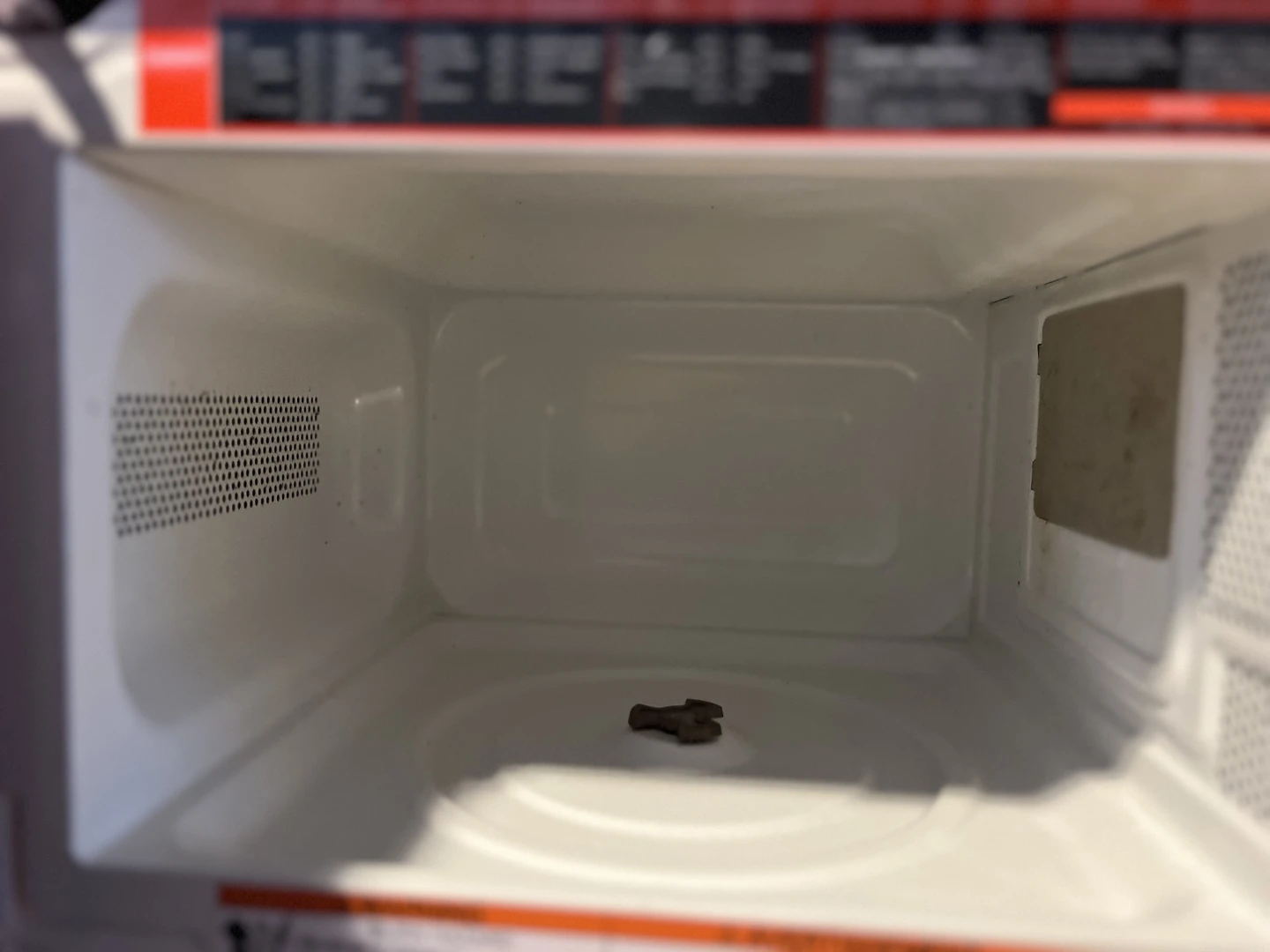 Galanz Red Retro Microwave - photo 4