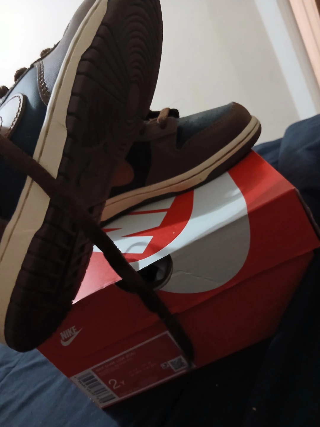 Nike Dunk Low Shoes Brown/black - Size 2Y - photo 2