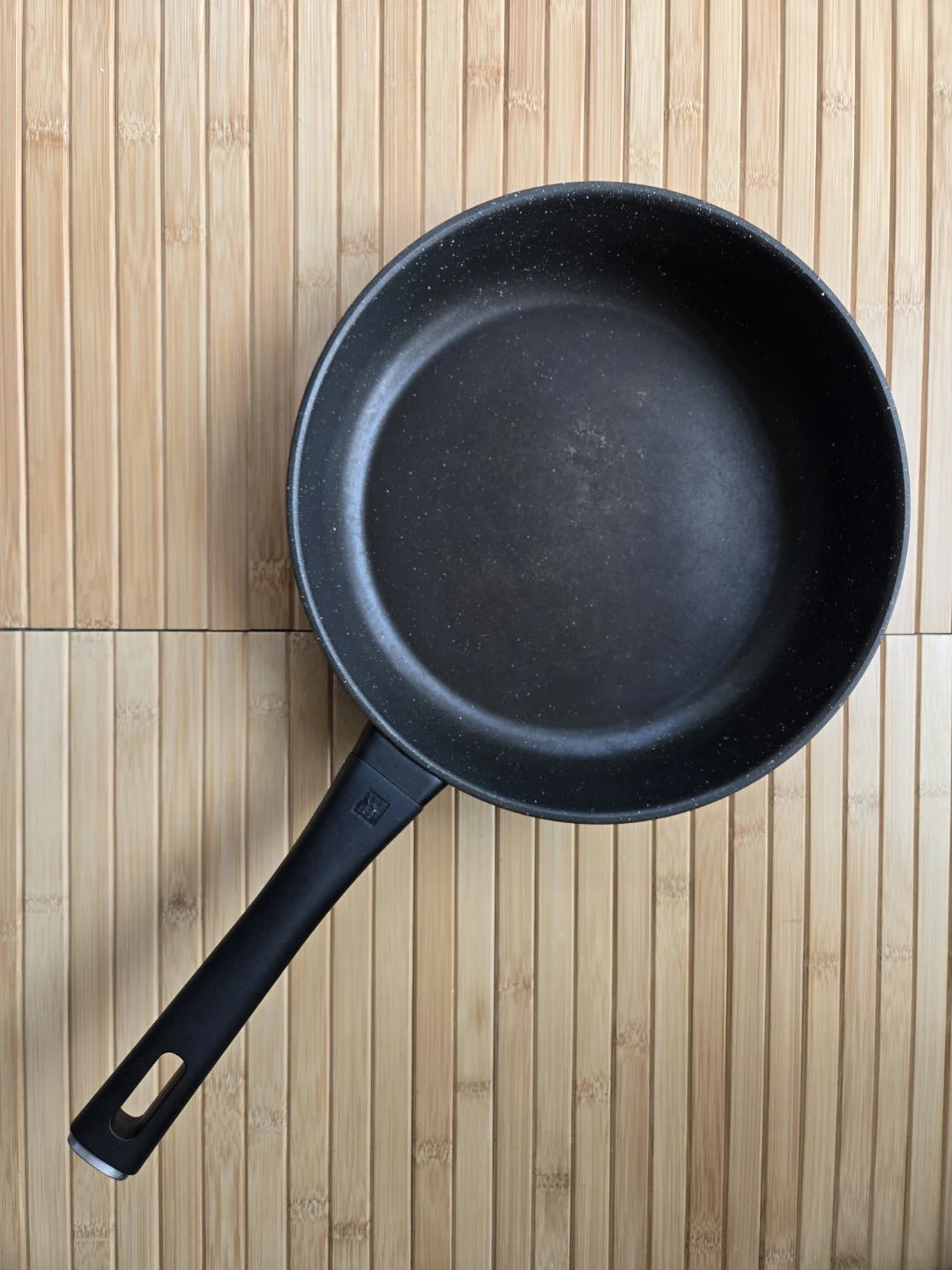 Zwilling Marquina Frying Pan with Lid - 28 cm - photo 2