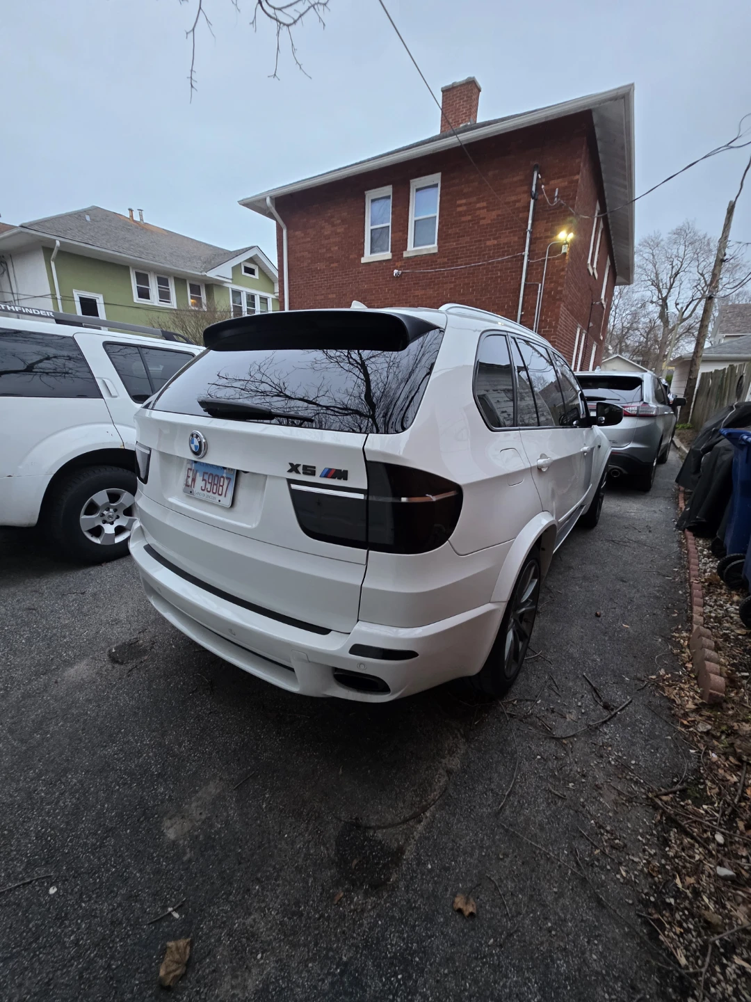 BMW X5  Xdrive50i  package White SUV - photo 2