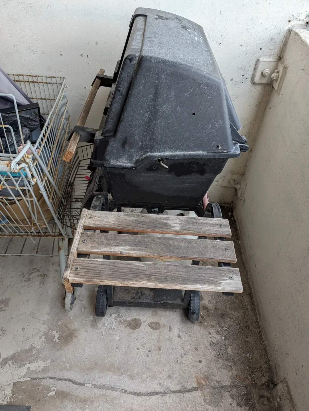 Fiesta 300 BBQ Grill