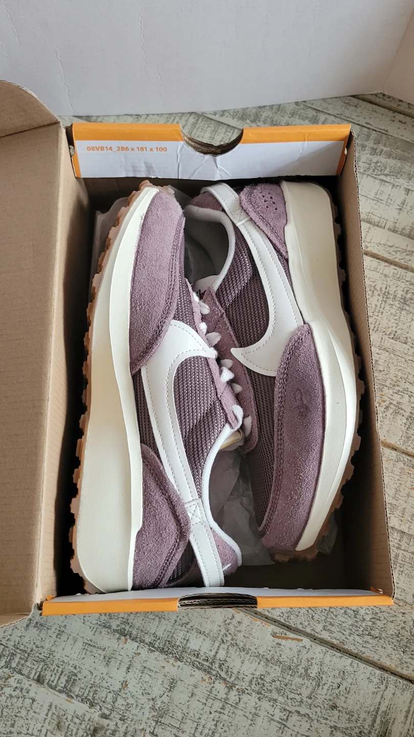 Nike Waffle One SE Sneakers (Women)