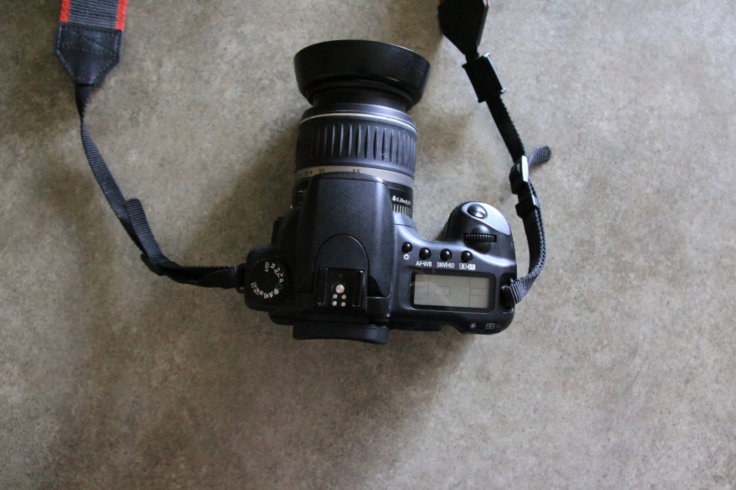 Canon EOS 20D Digital SLR Camera with 18-55mm Lens - photo 2