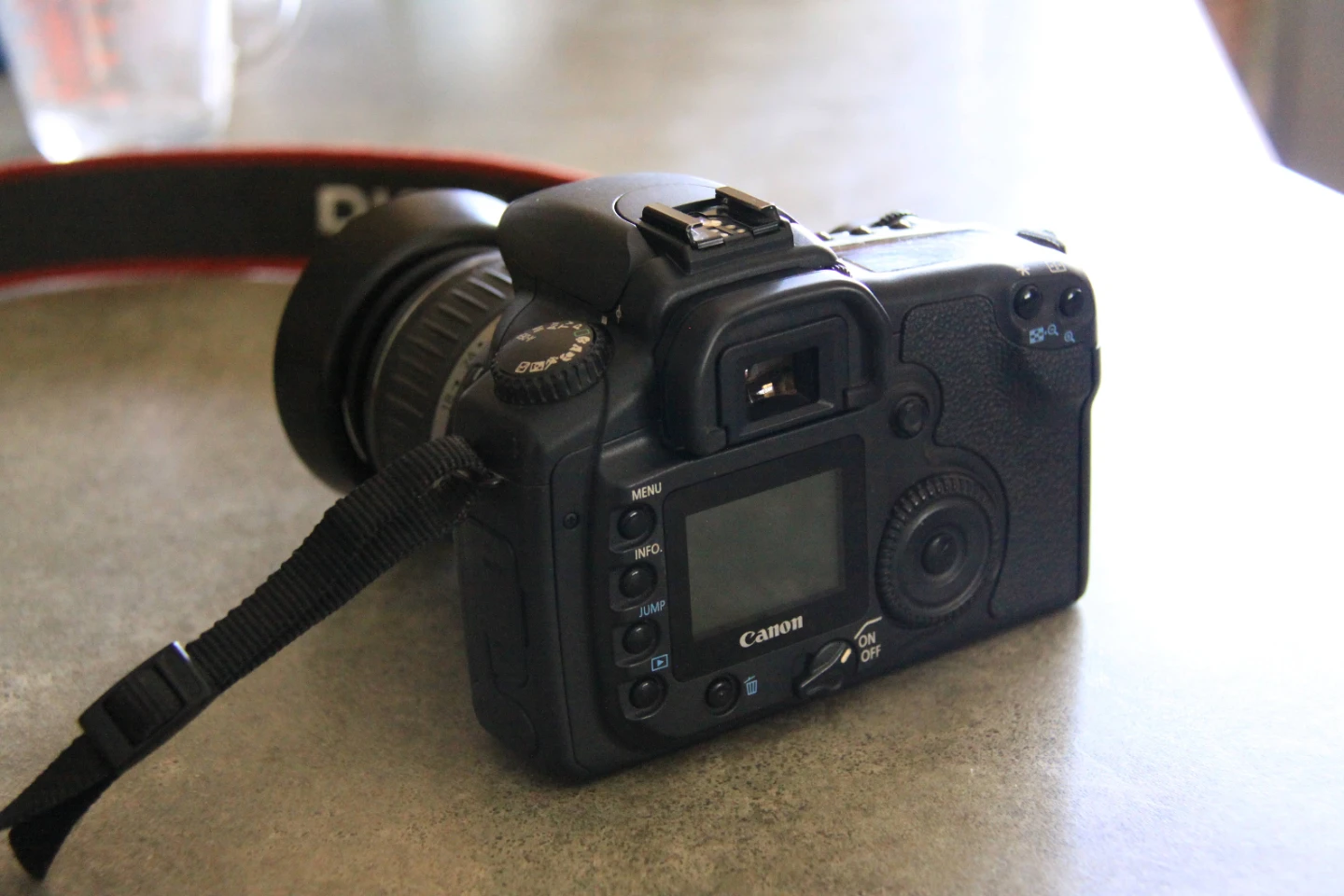 Canon EOS 20D Digital SLR Camera with 18-55mm Lens - photo 5