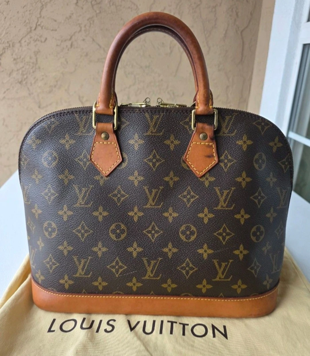 Authentic Vtg Louis Vuitton Alma PM Bag - photo 2