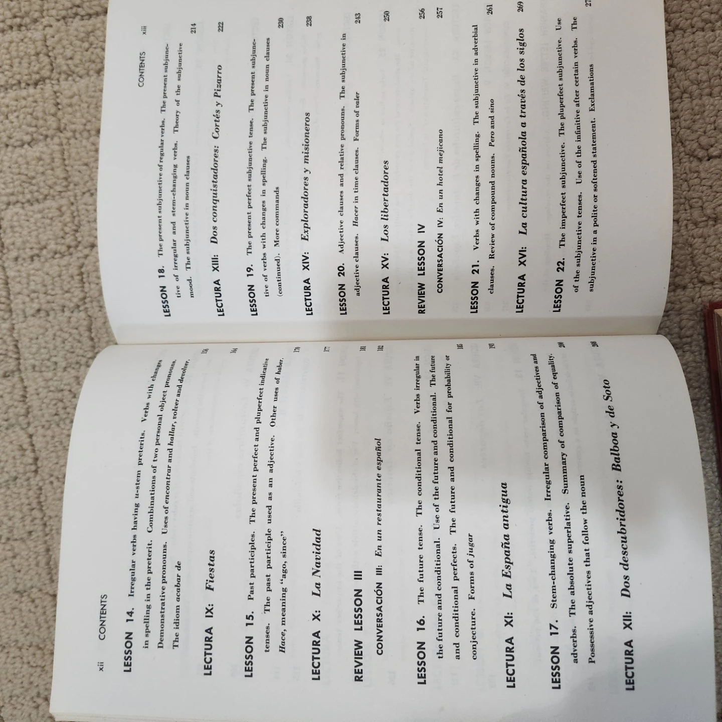 3 vintage spanish language books - photo 5