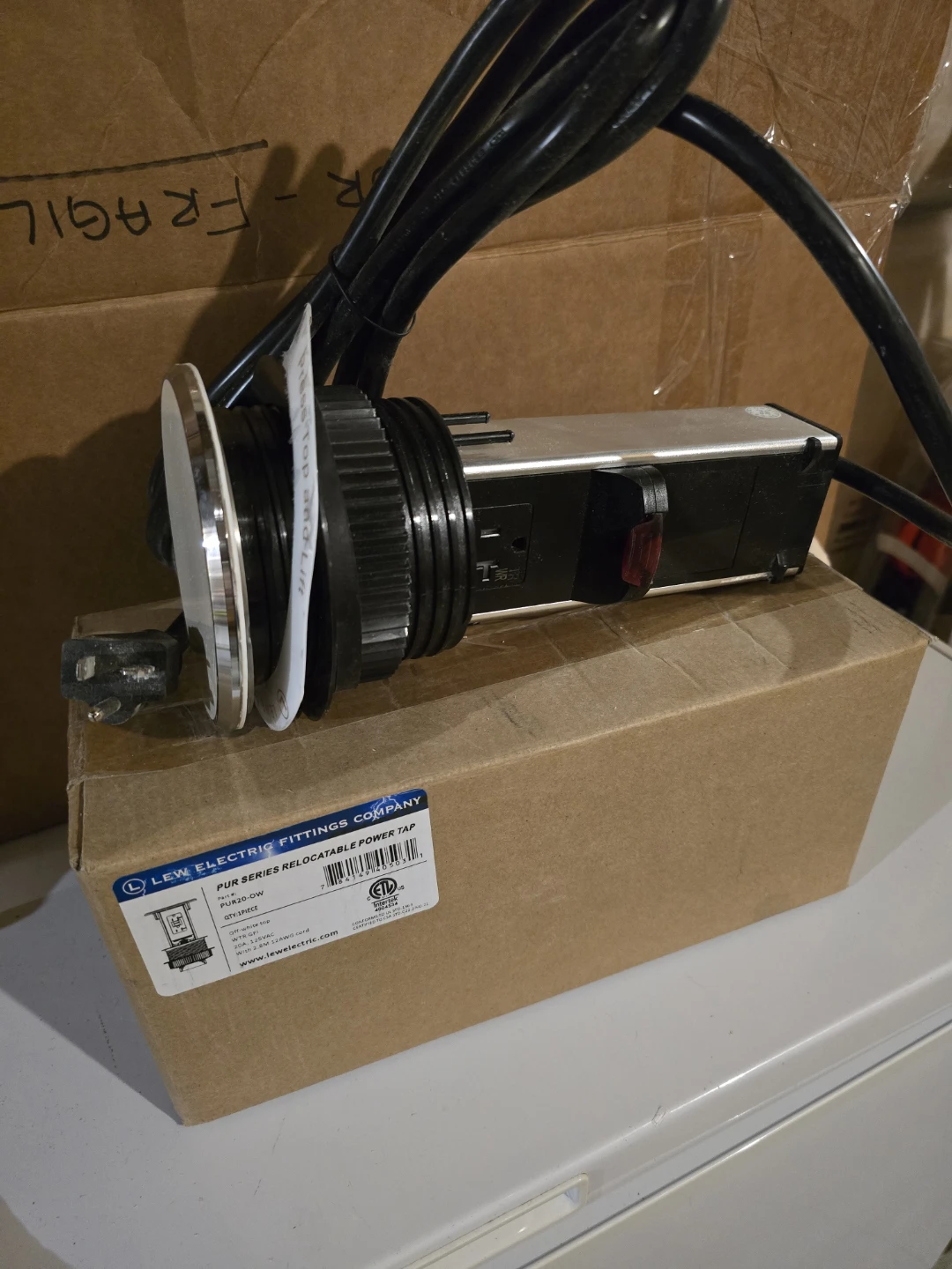 Lew Electric Fittings PUR Series Relocatable Power Tap PUR20-OW
