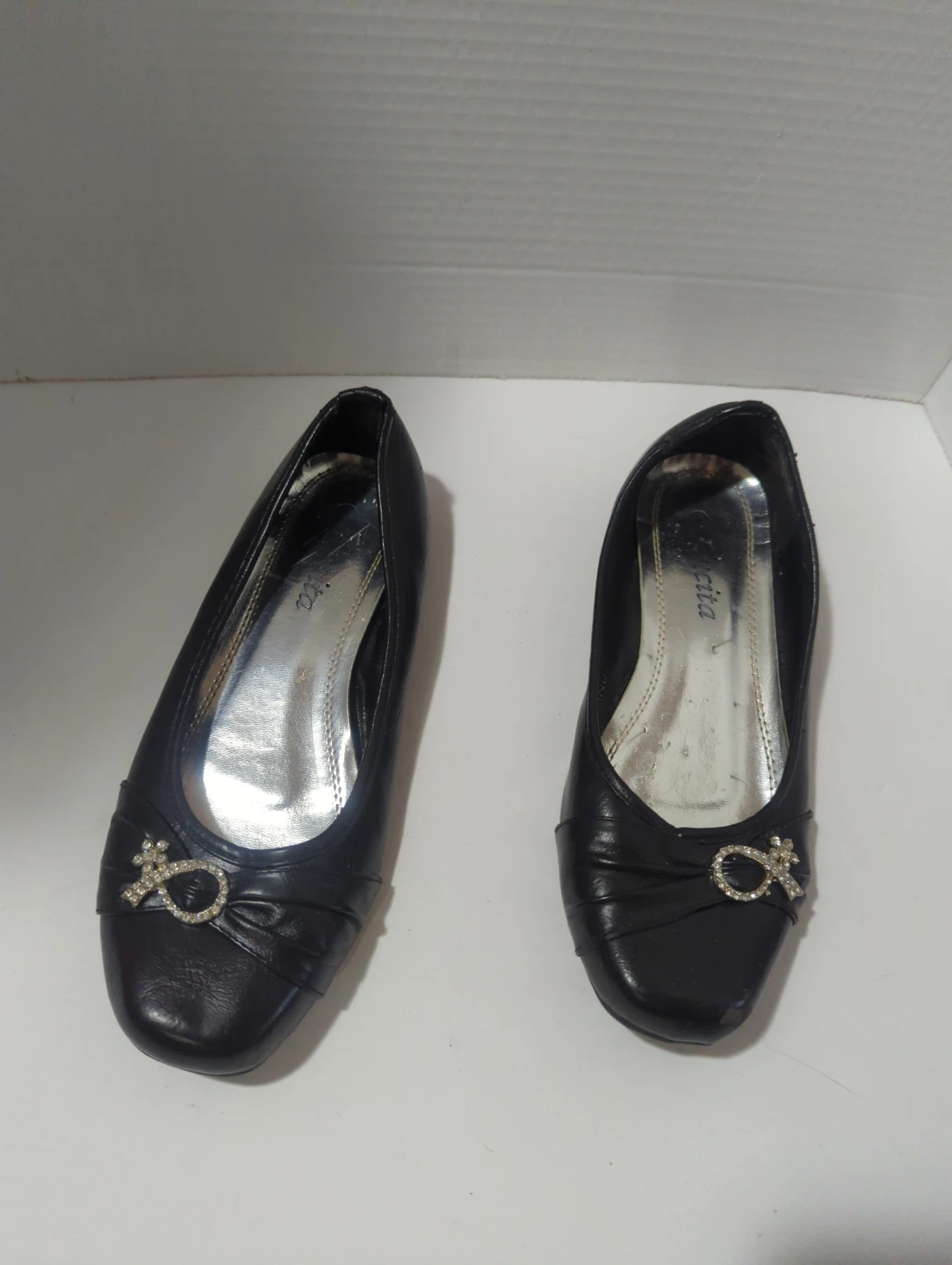 Black Ballet Flats with Rhinestone Bow