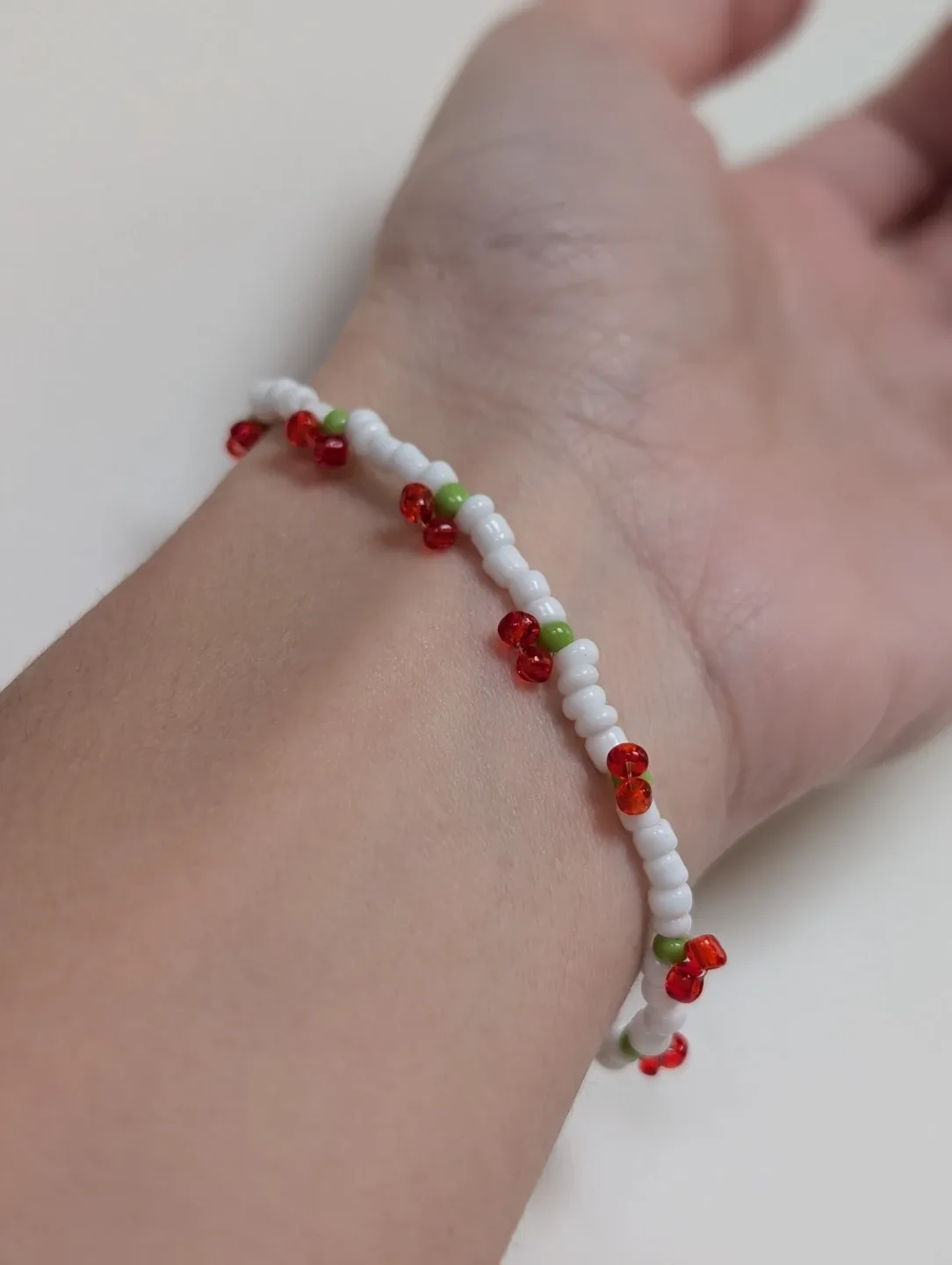 Beaded bracelet with cherry design - photo 2