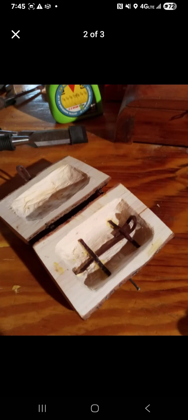 Hand Carved Pine Ring Box - photo 2