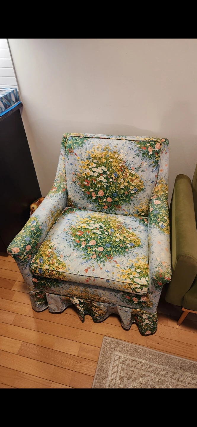 Vintage Floral Accent Chair