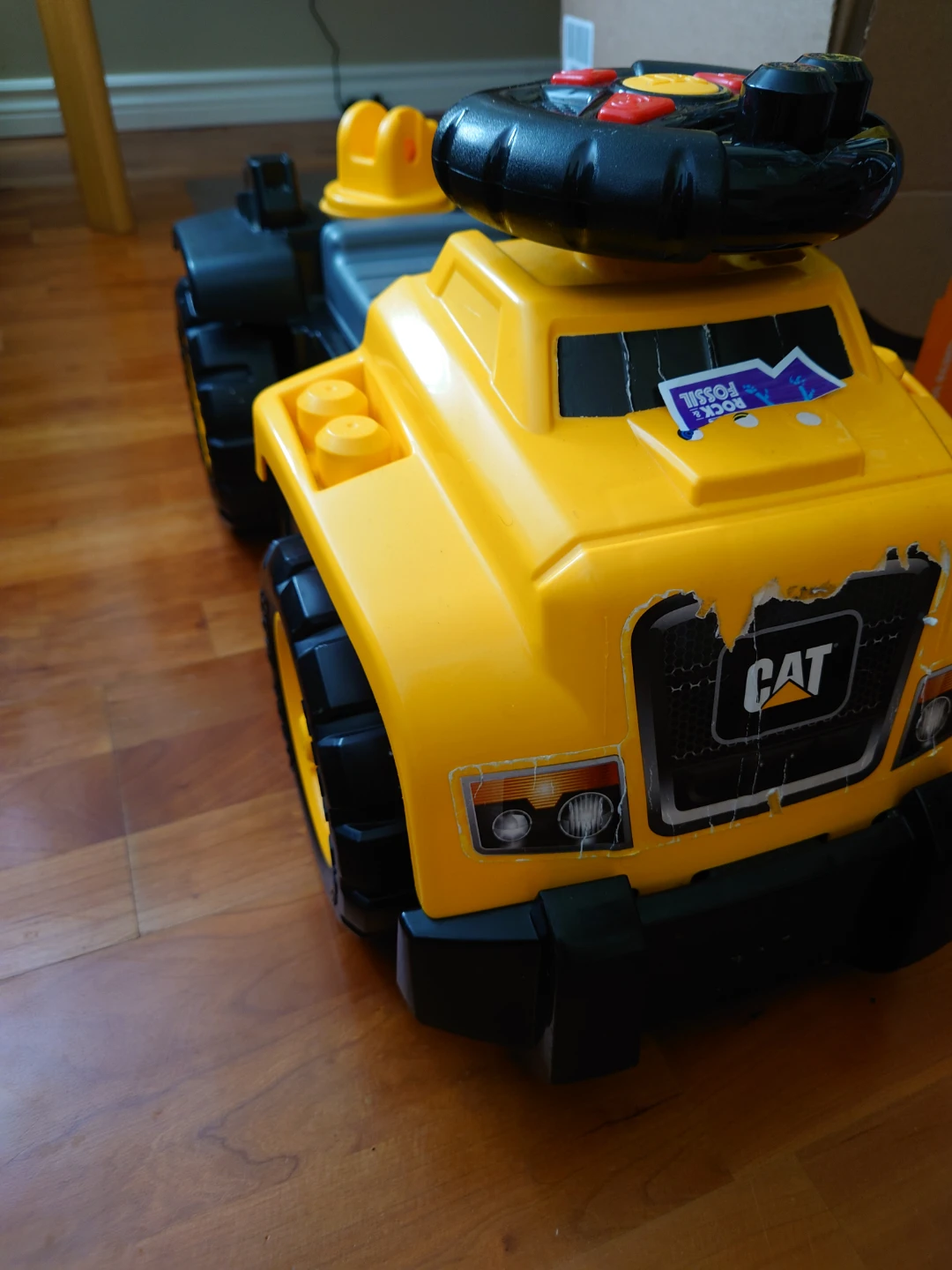 CAT Ride-On Toy Truck - photo 2