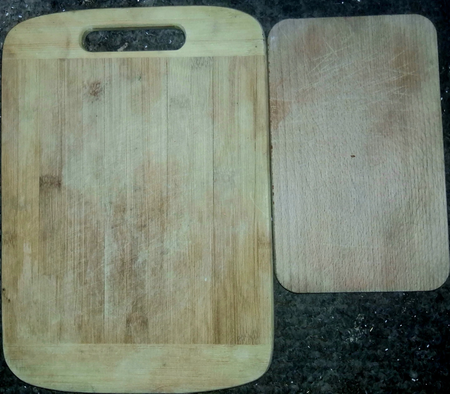 Set of 2 Wooden Cutting Boards