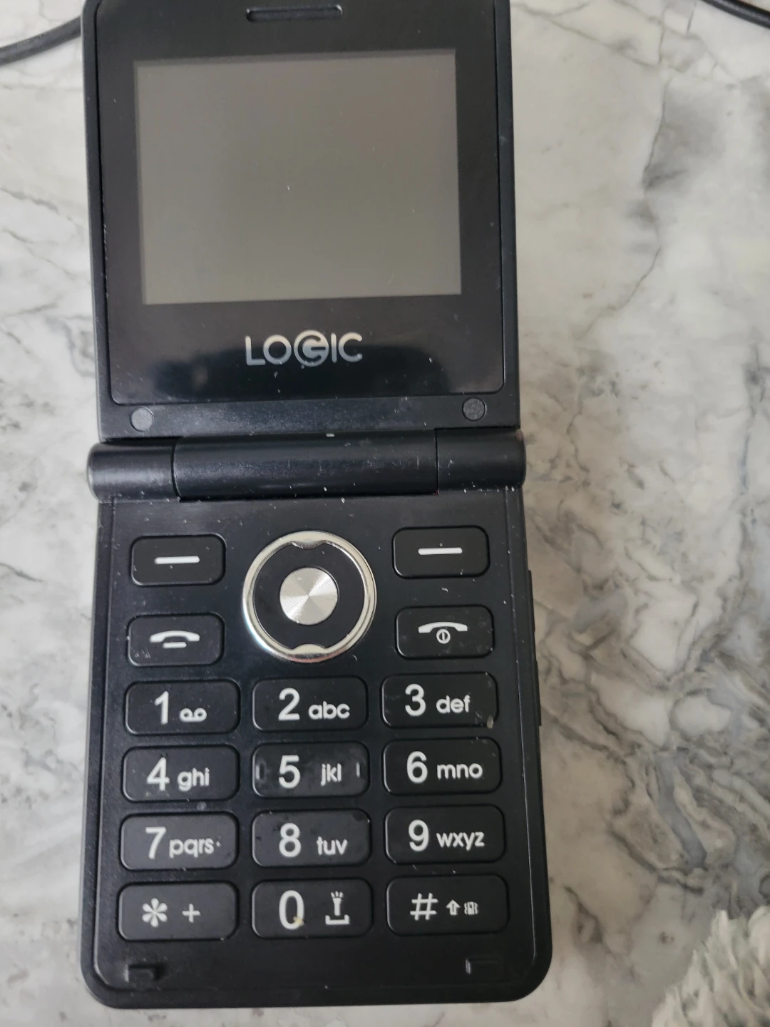 Logic Z1L 4G Flip Phone - photo 2