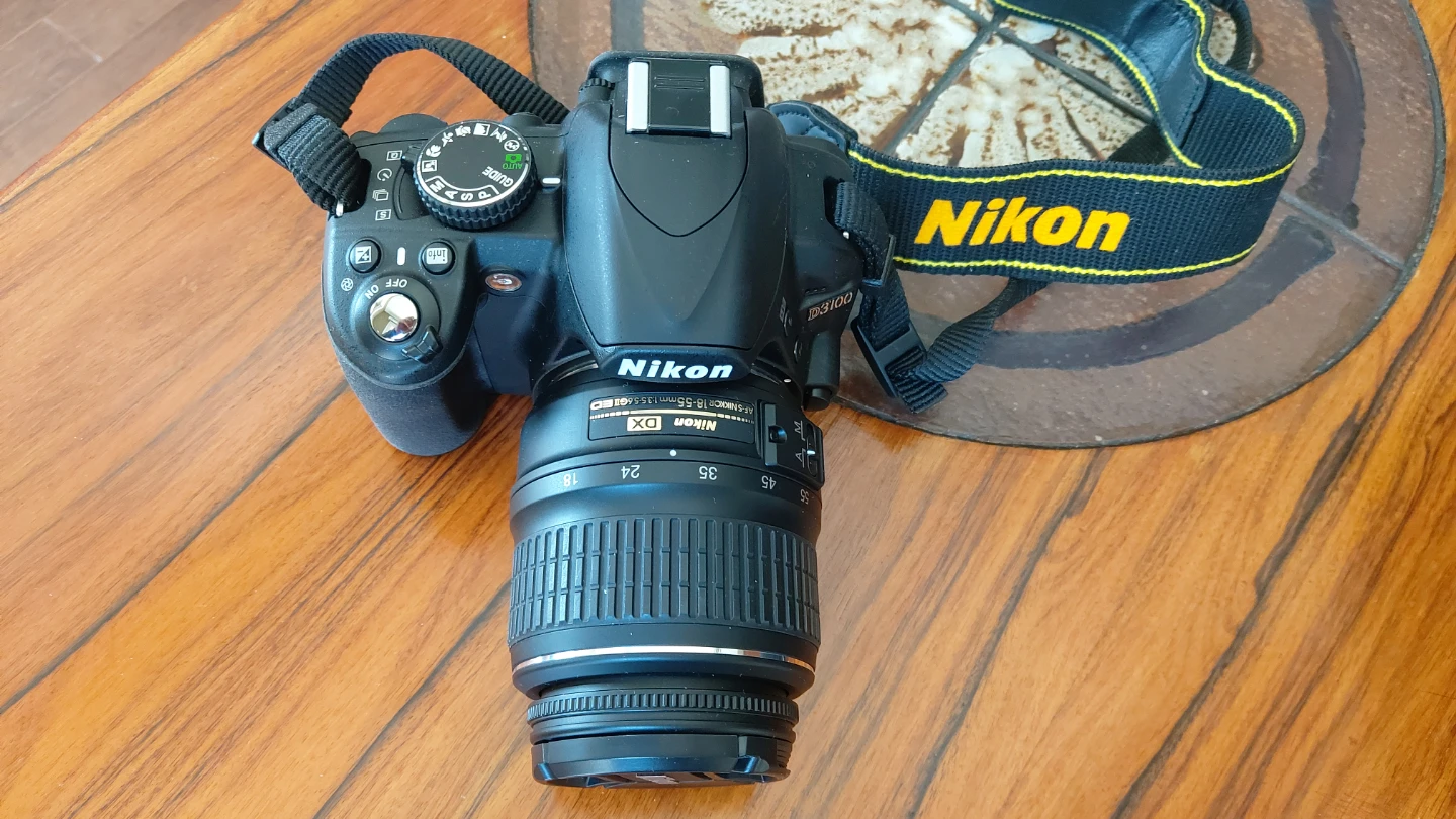 Nikon D3100 DSLR Camera with 18-55mm Lens - photo 2