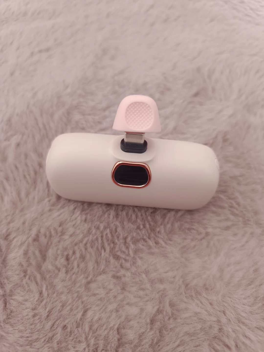 White Portable Mini Powerbank with USB Charging Cable - photo 2