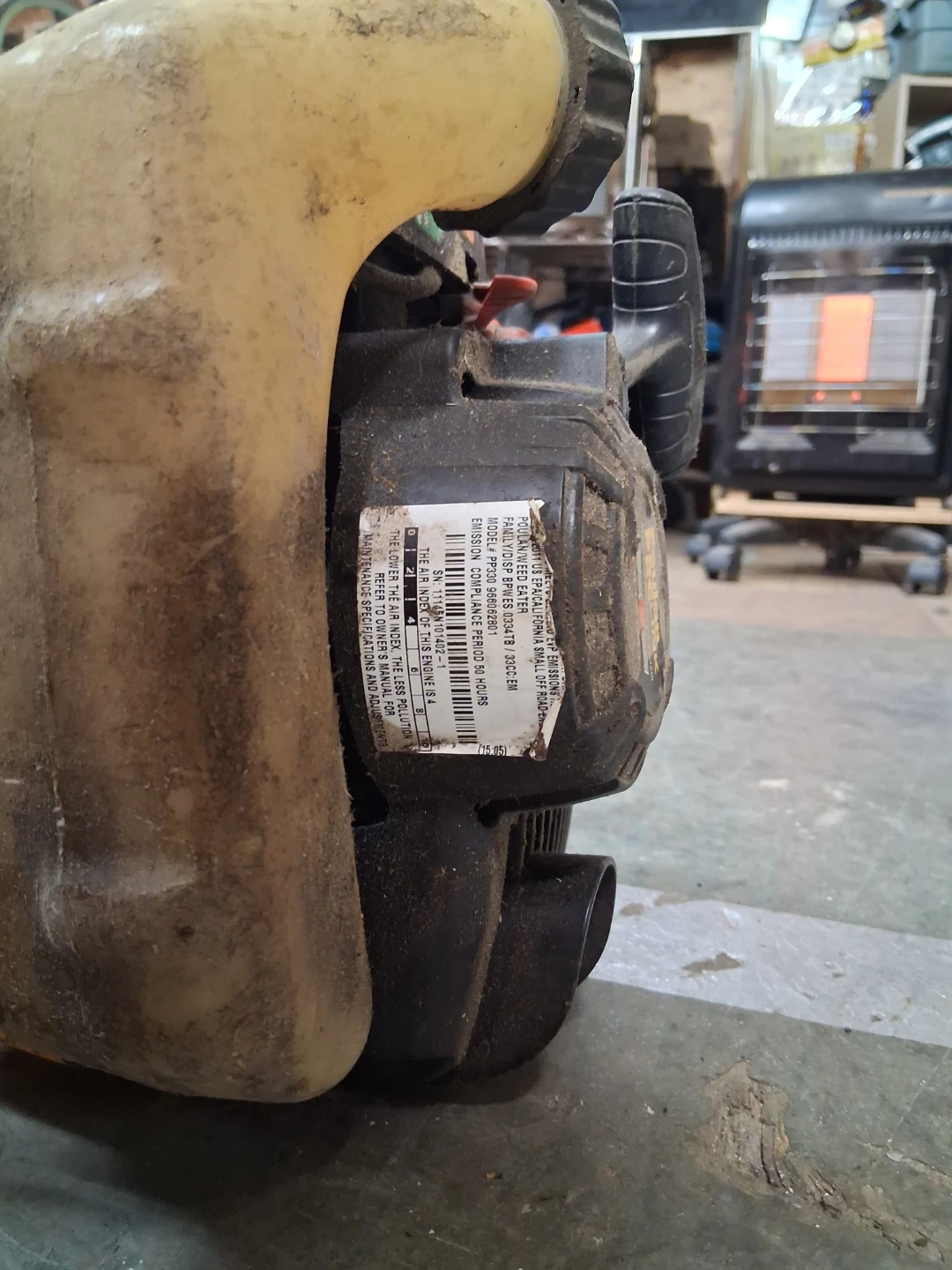 Poulan ProLink PP330 33cc Gas String TrimmerDoesn't run - photo 3