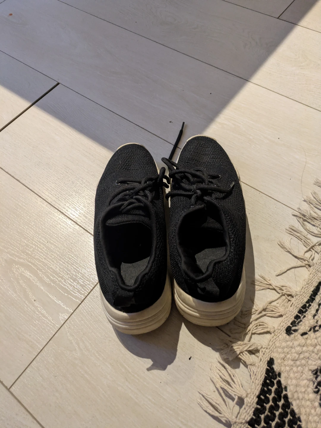 *FREE* 🆓 Chunky Sneakers - photo 3