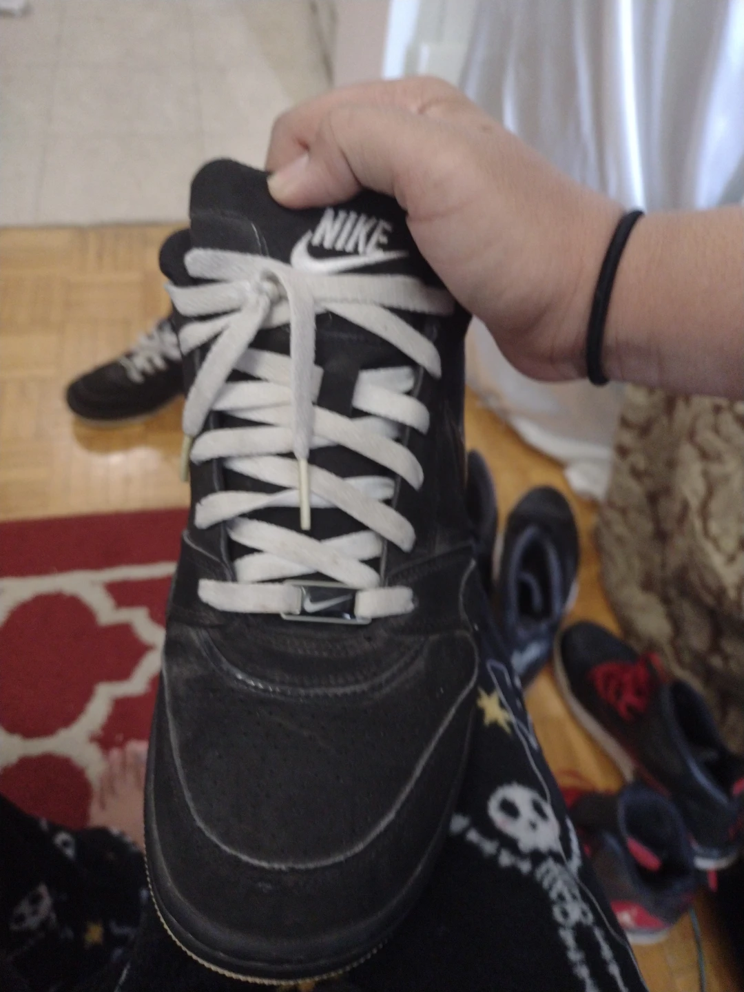 Nike Air Men's Black Sneakers Size 10.5 - photo 2