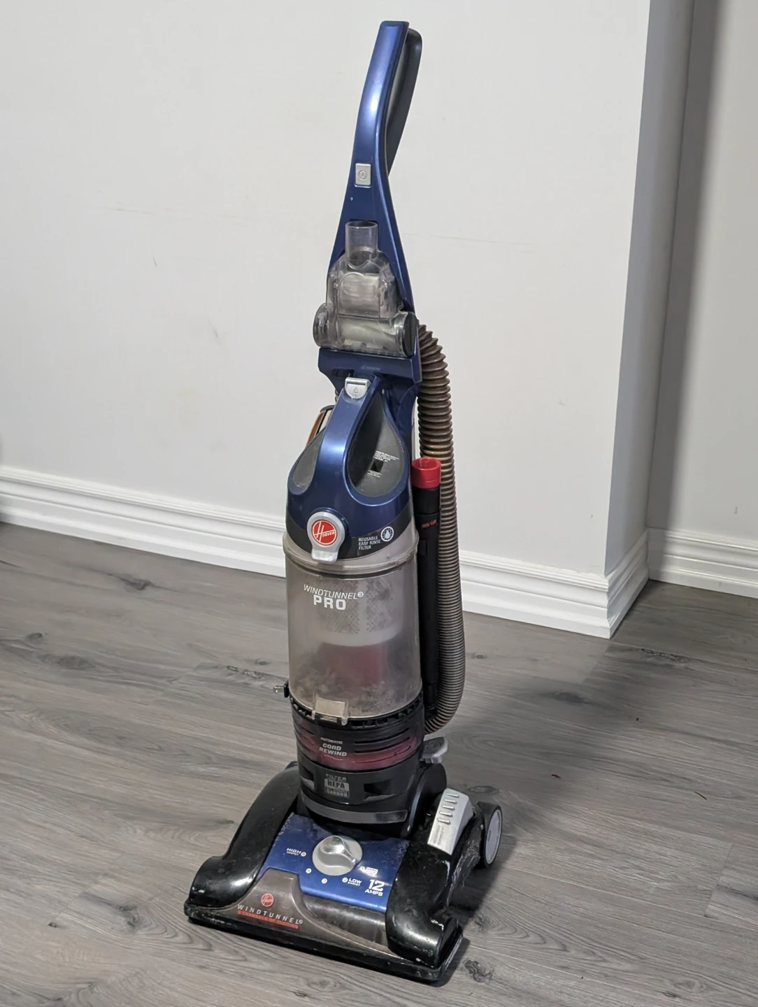 Hoover WindTunnel Pro Bagless Vacuum Cleaner - photo 3