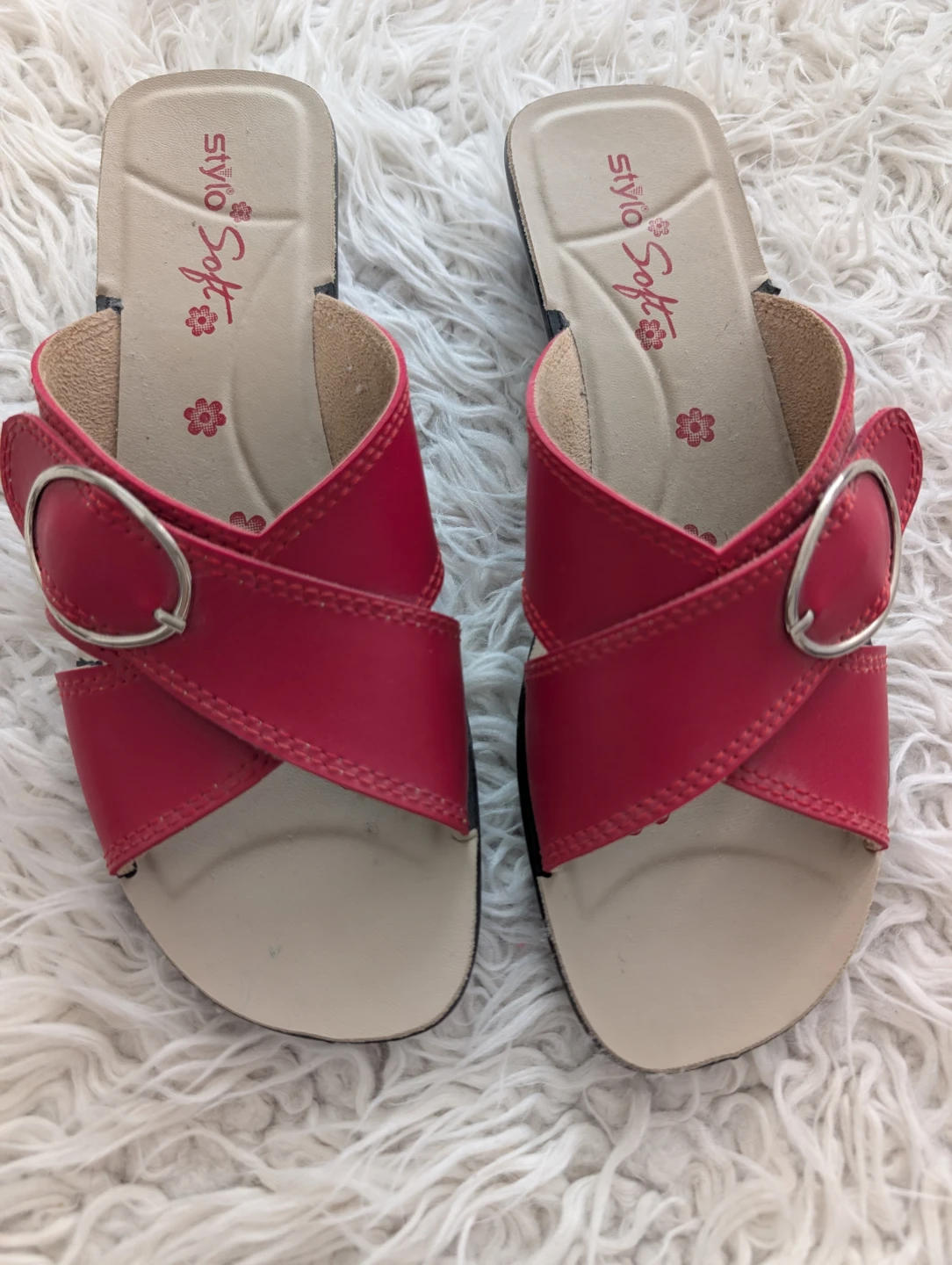 Stylo Soft Red Slip-On Sandals Women's