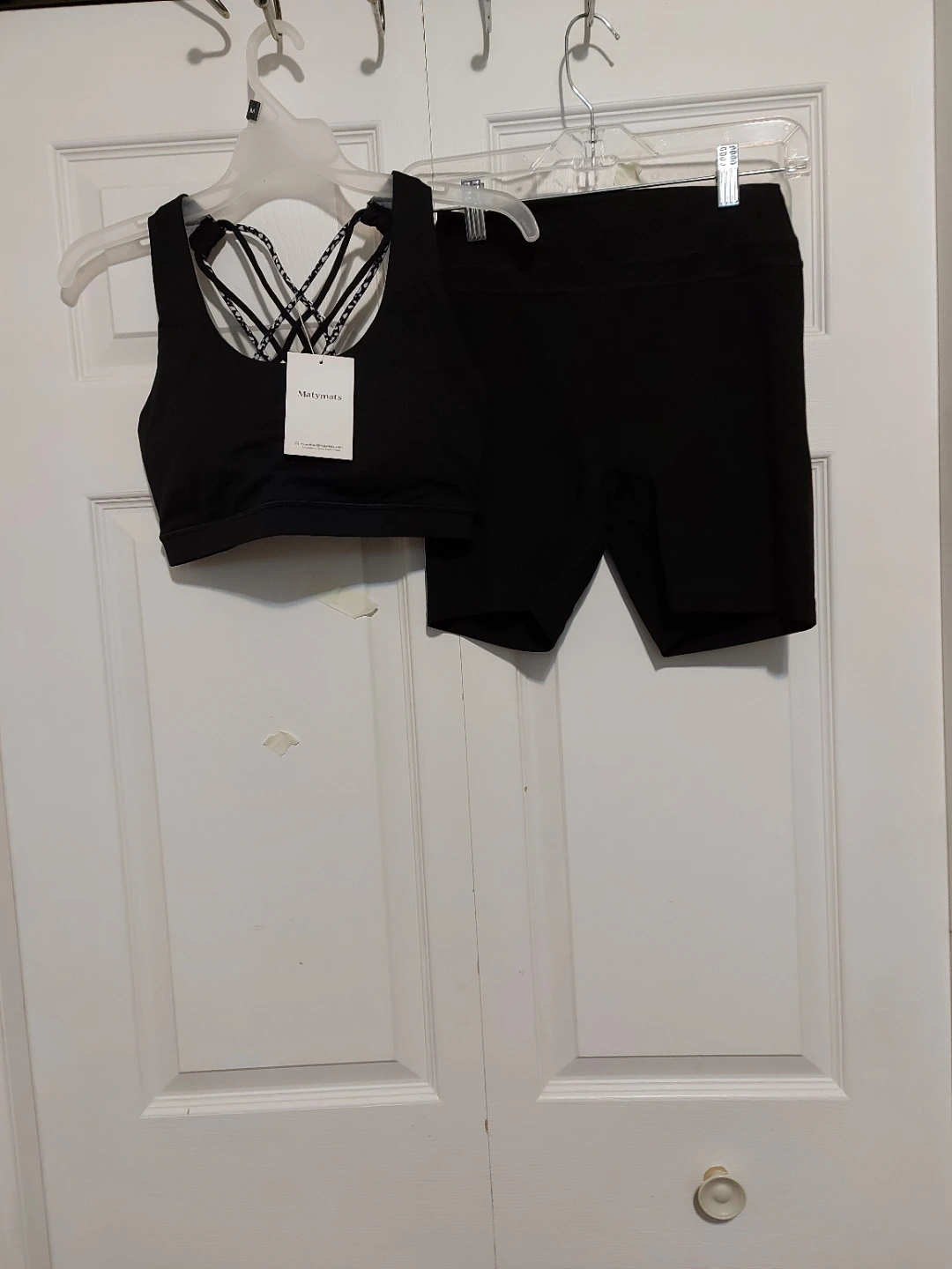 Marmont Noir Sports Bra and Bike Shorts Set - photo 3